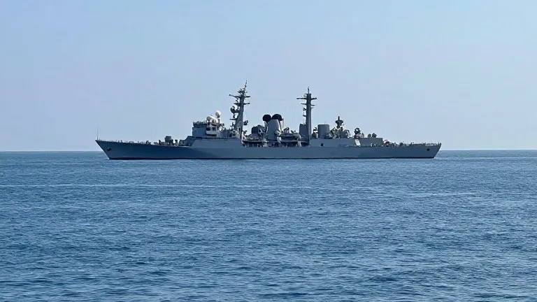Illustration for: Trump details 50-yard naval halt off Cuba while Rubio urges secret CIA contact